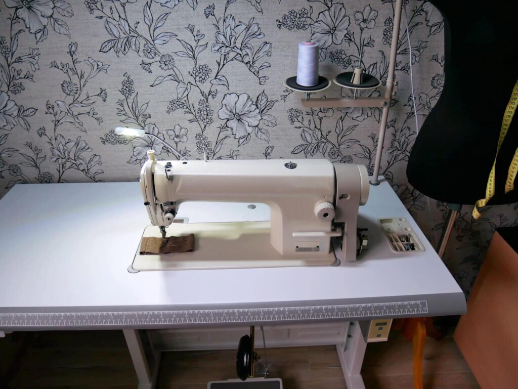 How to use pfaff sewing machine with walking foot