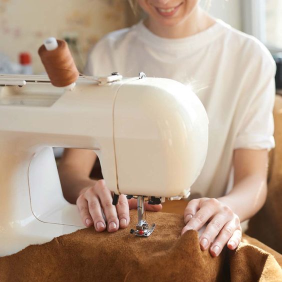 Sewing Leather On A Sewing Machine 1